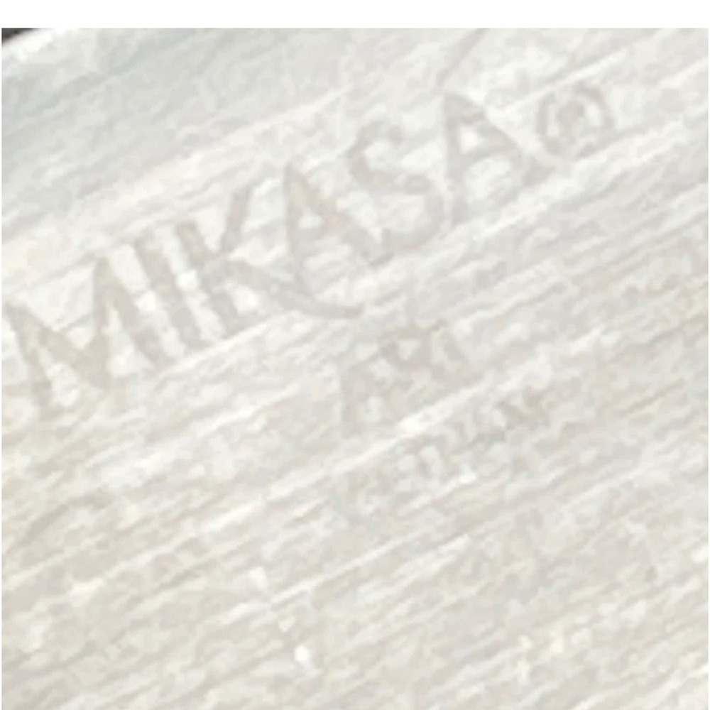 Mikasa Steak Knives Lot of 12 Stainless Steel Serrated Dinner Knives Flatware - Picture 9 of 11